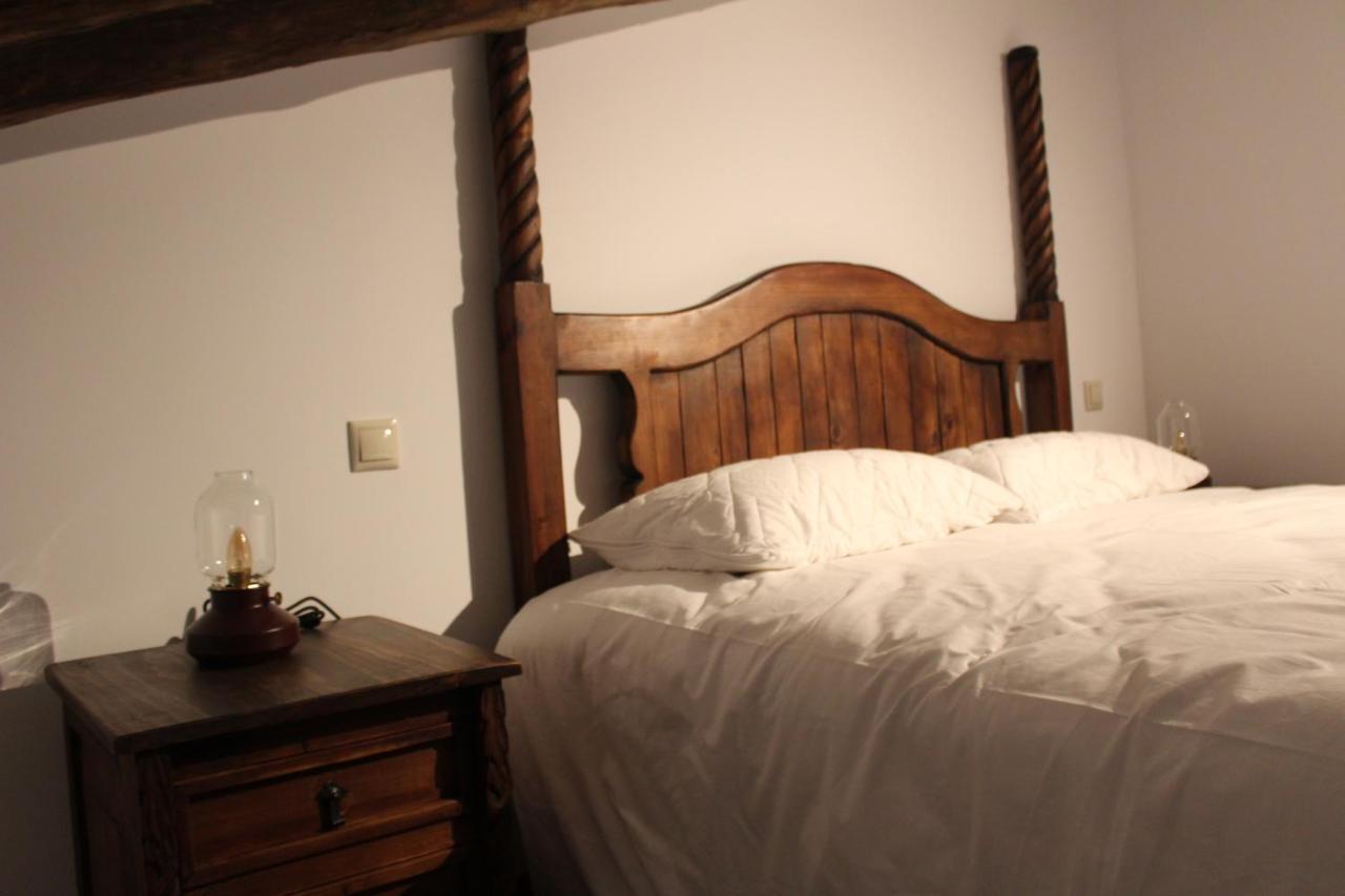 Apartamentos Rurales 'Los Soportales' Tendilla Extérieur photo